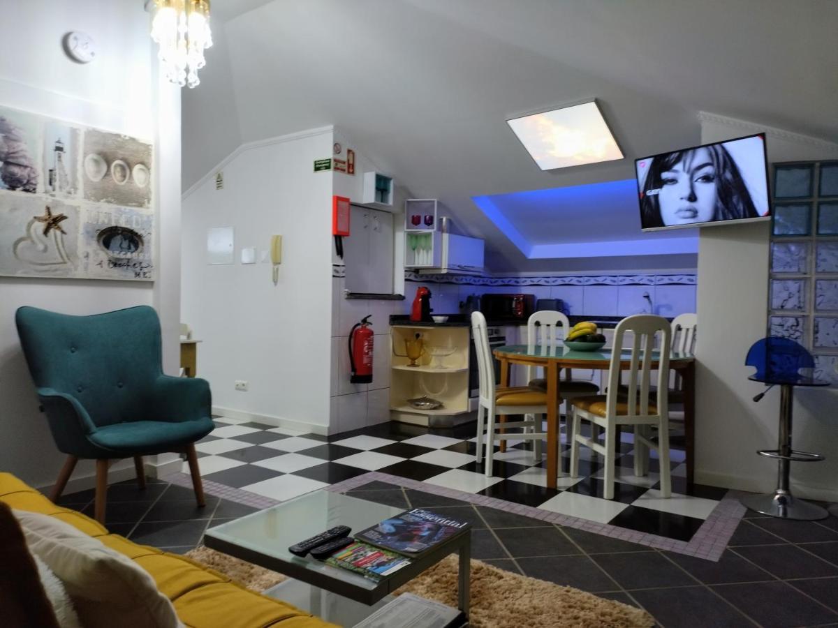 Attic Bay Apartment Camara de Lobos Exterior photo